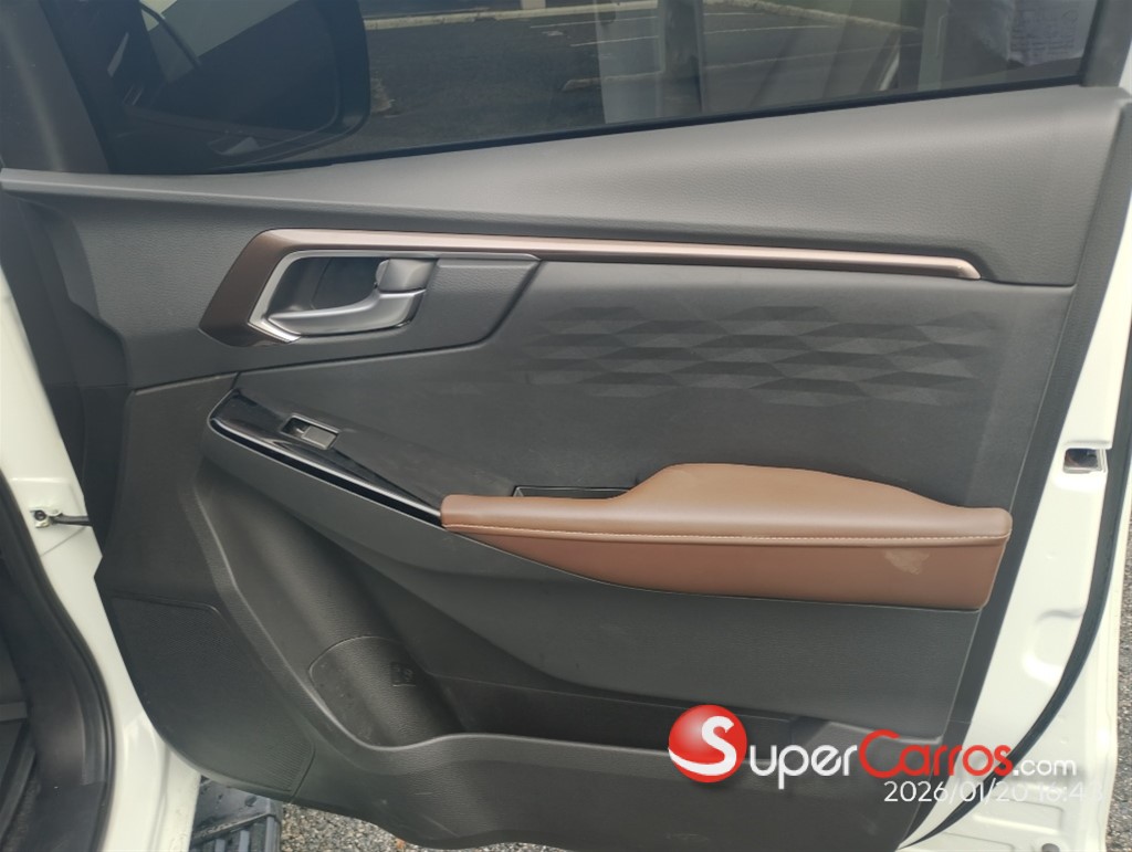 2026 Isuzu DMAX LSE — foto 11 / 12