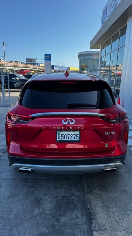 2019 Infiniti QX-50 Luxe — foto 4 / 7
