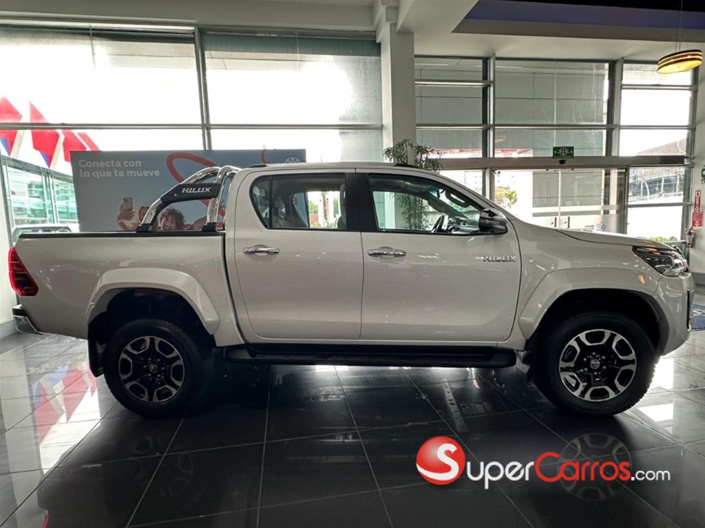 2026 Toyota Hilux Limited WT — foto 4 / 9