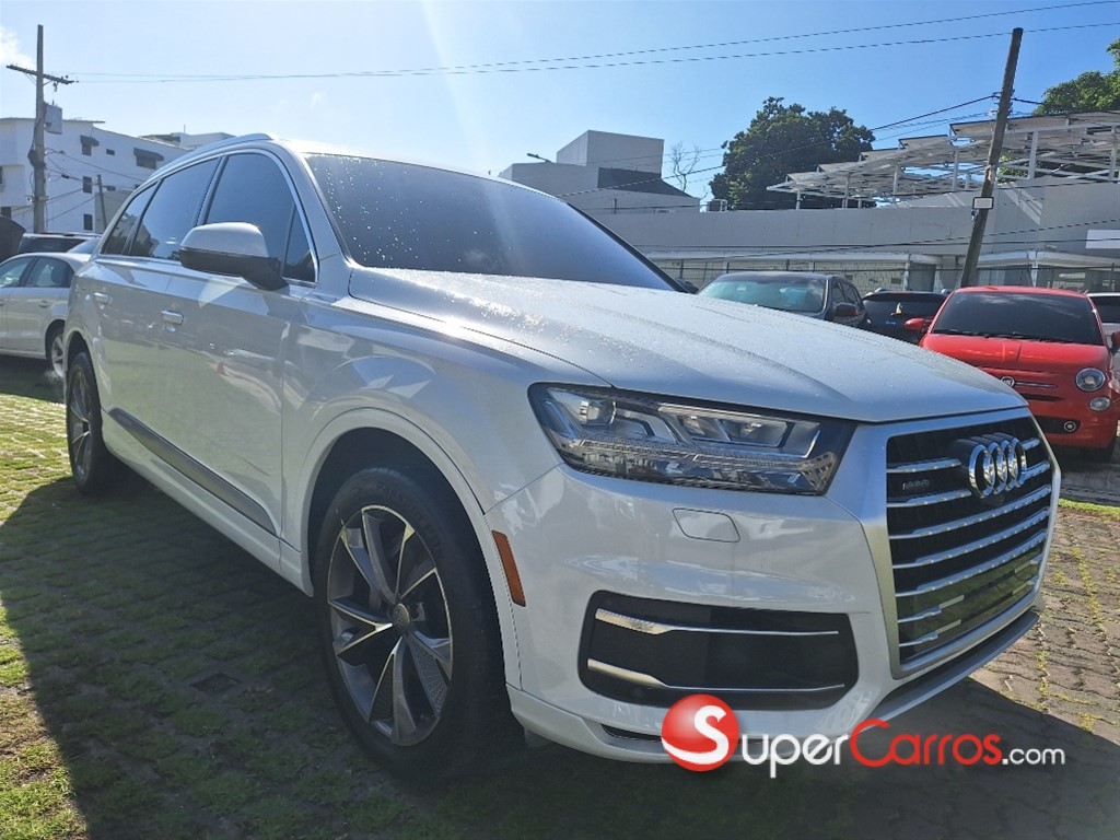 2017 Audi Q7 Premiun Plus