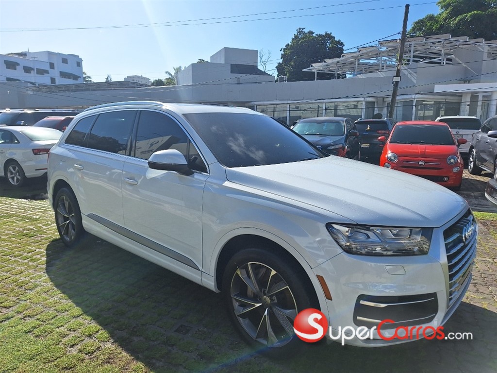 2017 Audi Q7 Premiun Plus — foto 4 / 12