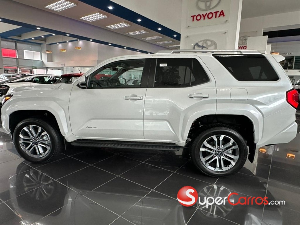 2027 Toyota 4 Runner Limited — foto 4 / 11