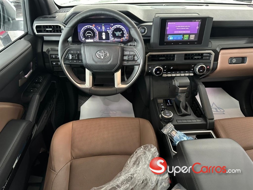 2027 Toyota 4 Runner Limited — foto 8 / 11