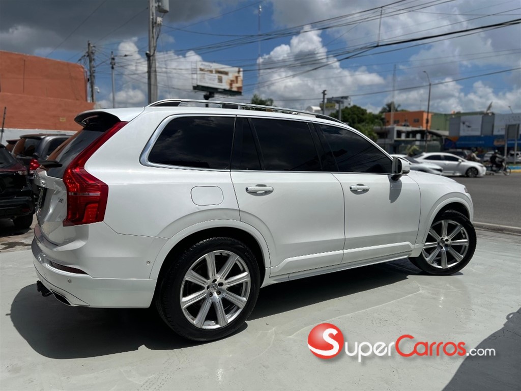 2017 Volvo XC90 Momentum T6 — foto 7 / 8