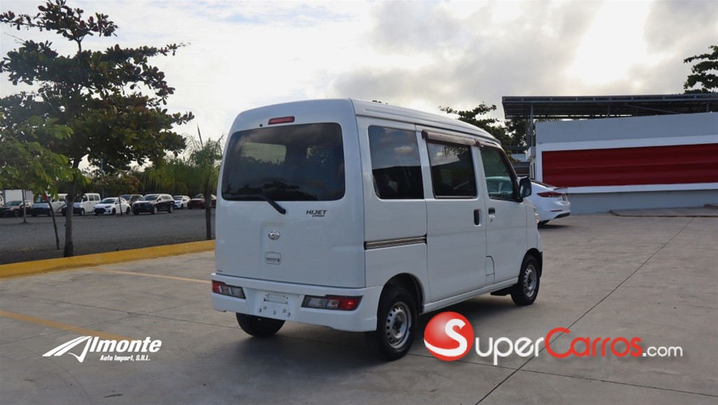 2020 Daihatsu Hijet — foto 4 / 12
