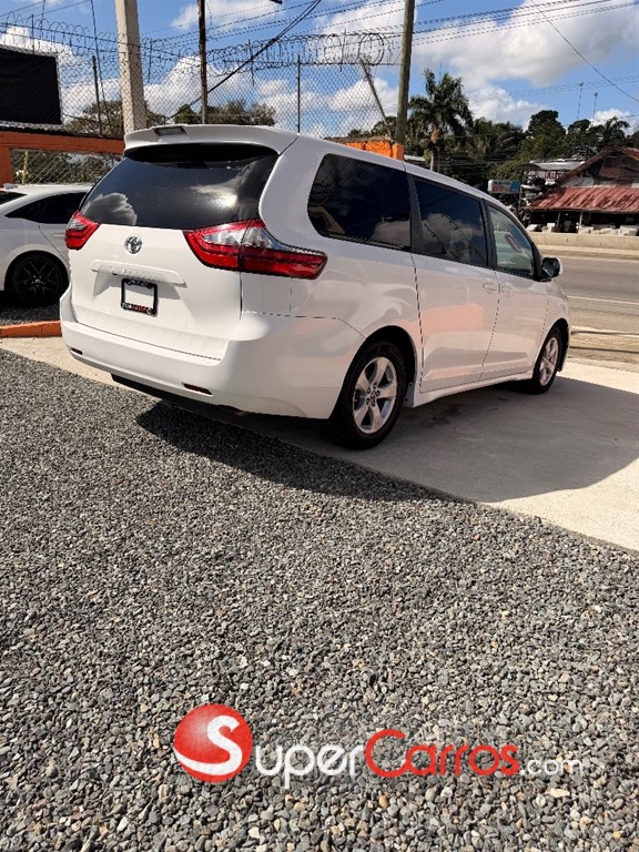 2020 Toyota Sienna — foto 5 / 12