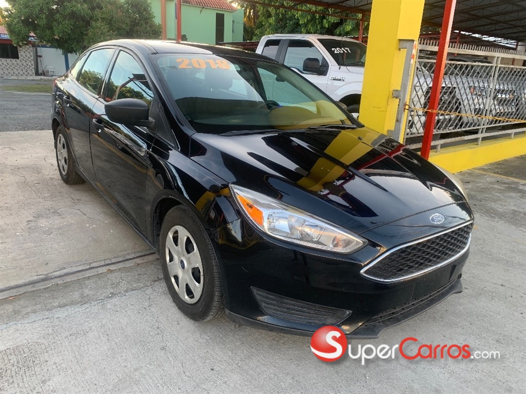 2018 Ford Focus SE — foto 6 / 9