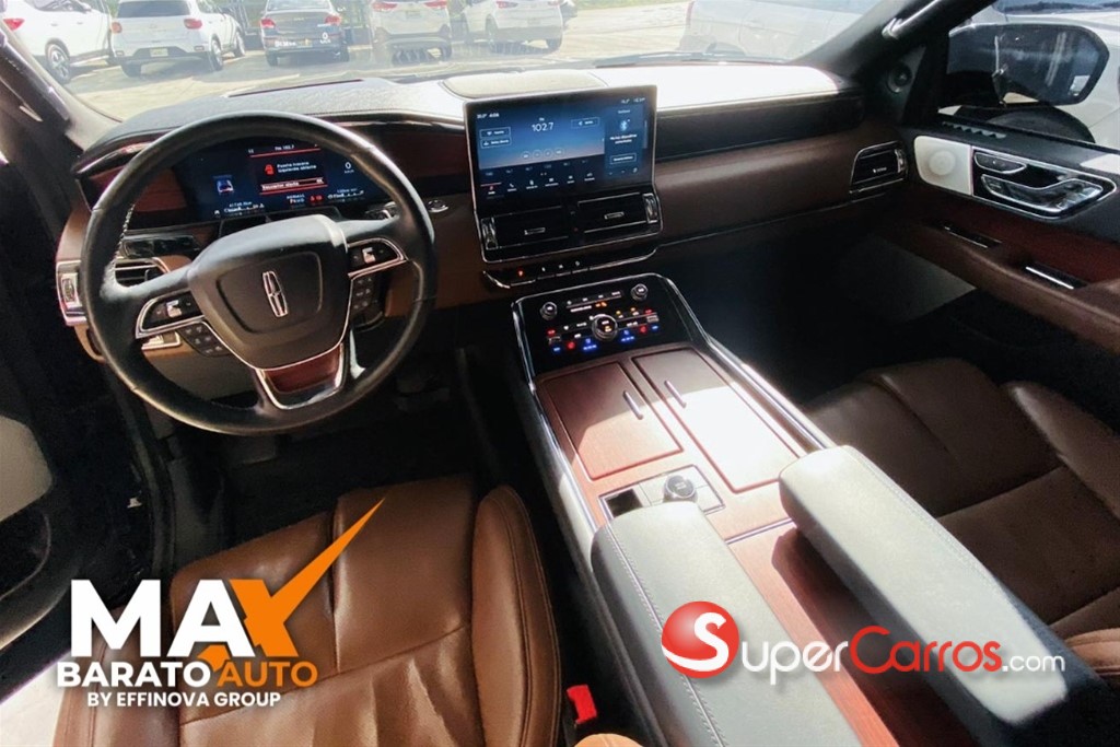 2023 Lincoln Navigator Reserve II — foto 4 / 11
