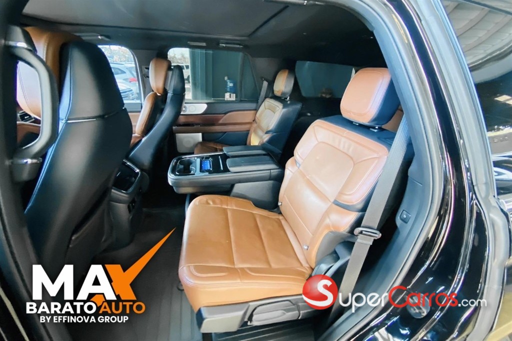 2023 Lincoln Navigator Reserve II — foto 6 / 11