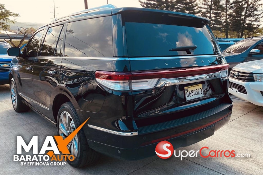 2023 Lincoln Navigator Reserve II — foto 7 / 11