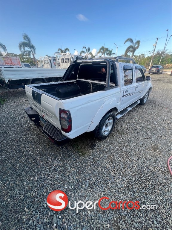 2001 Nissan Frontier LE — foto 4 / 7