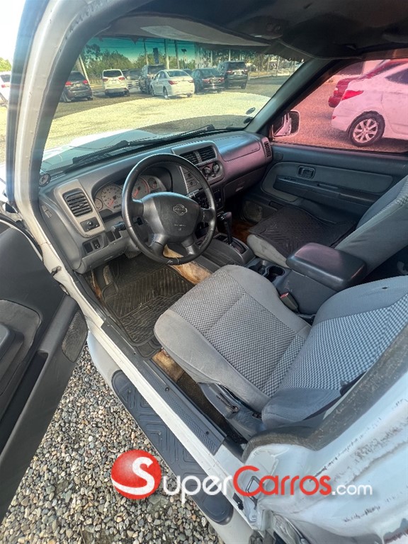 2001 Nissan Frontier LE — foto 6 / 7