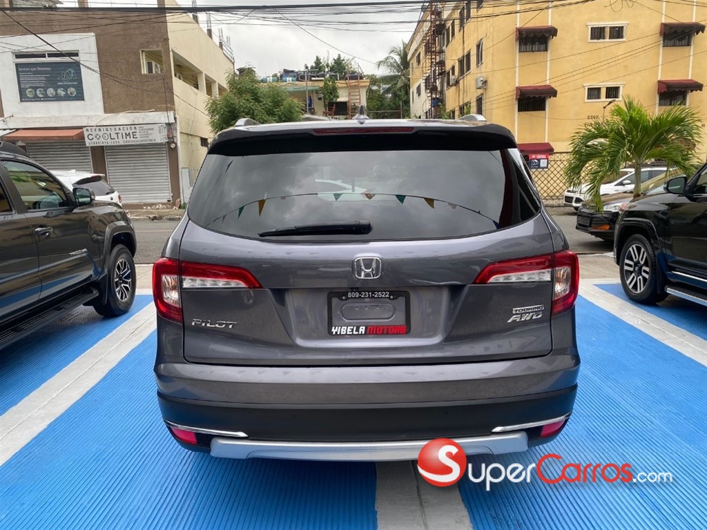 2021 Honda Pilot Touring — foto 6 / 12