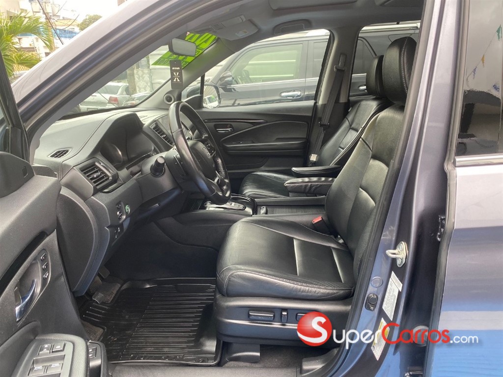 2021 Honda Pilot Touring — foto 7 / 12