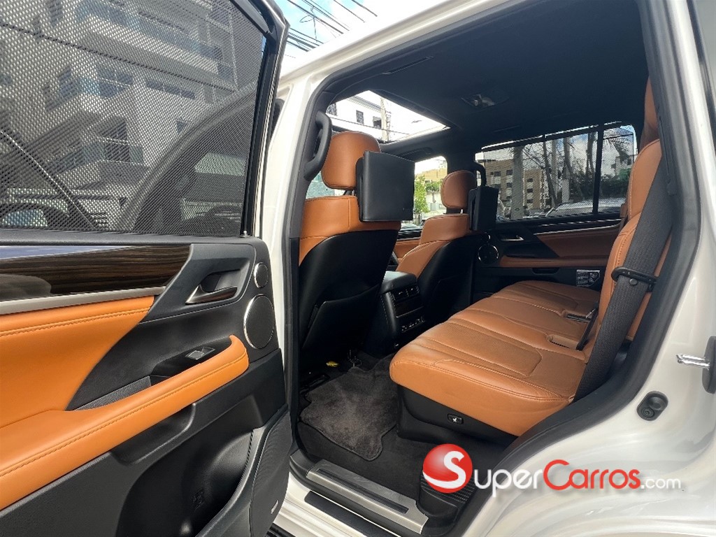 2021 Lexus LX 500 — foto 9 / 12