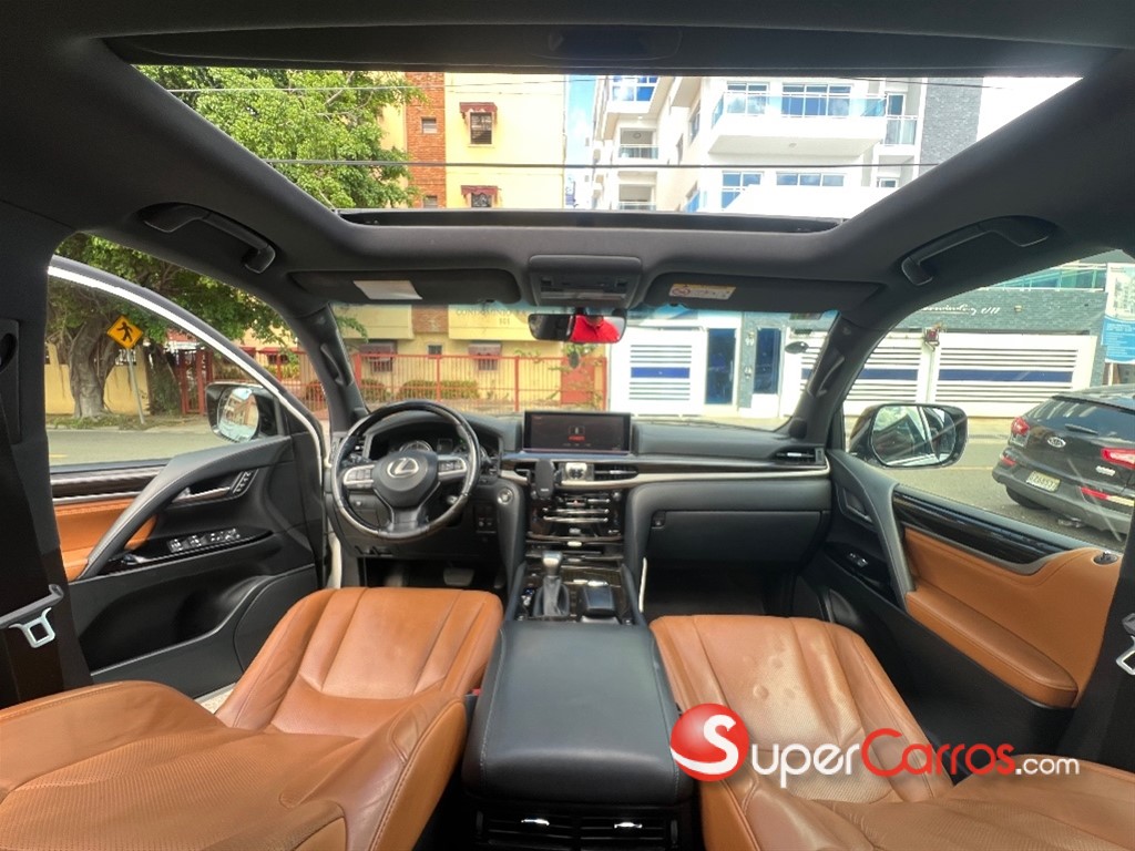 2021 Lexus LX 500 — foto 10 / 12