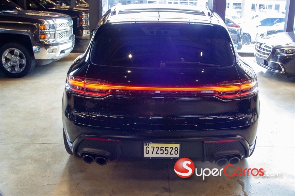 2025 Porsche Macan GTS — foto 4 / 11