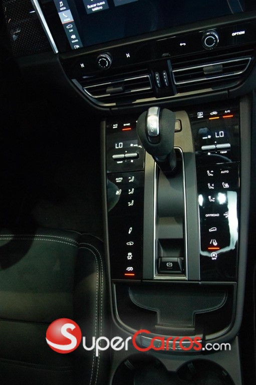 2025 Porsche Macan GTS — foto 11 / 11
