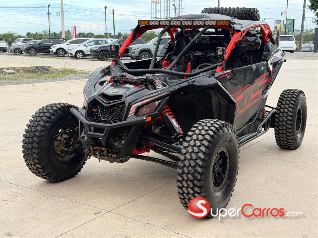 2018 Can Am Maverick X3 XRS Turbo RR — foto 2 / 10