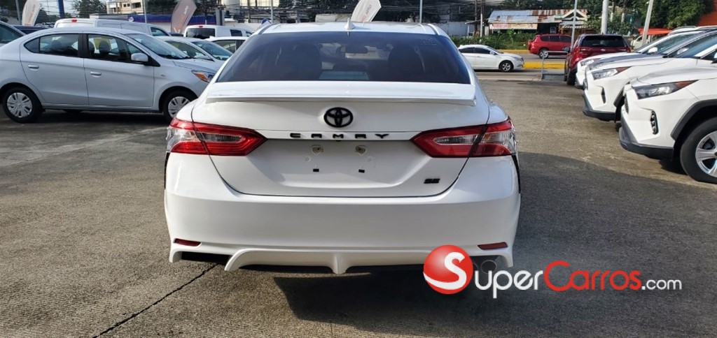 2020 Toyota Camry SE — foto 4 / 11
