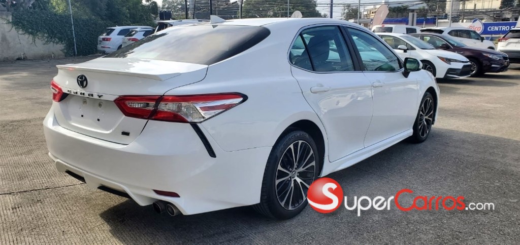 2020 Toyota Camry SE — foto 5 / 11