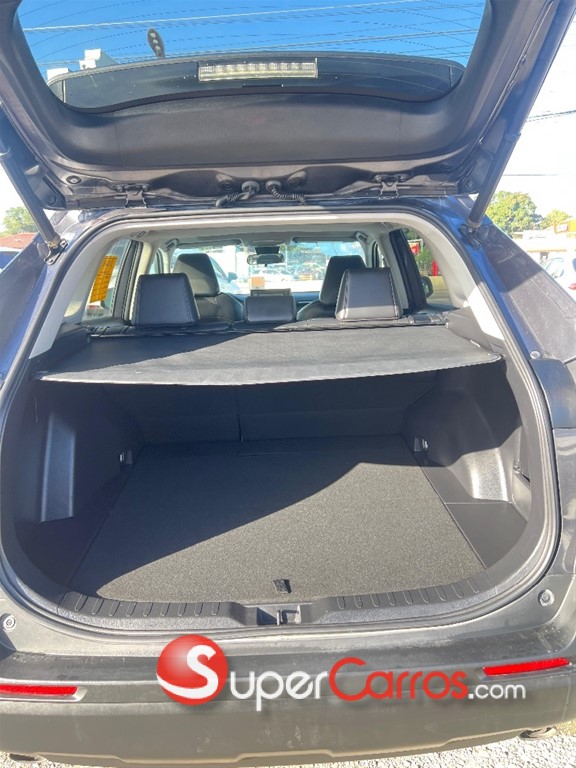 2020 Toyota RAV4 XLE Premium — foto 7 / 11