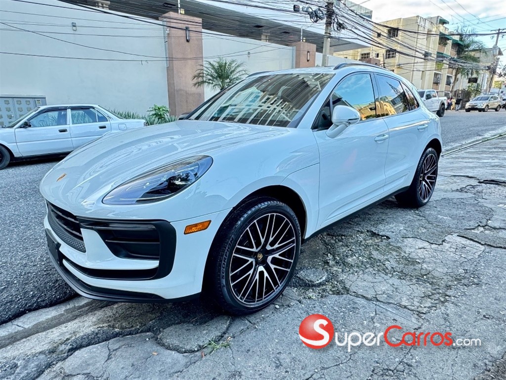 2022 Porsche Macan