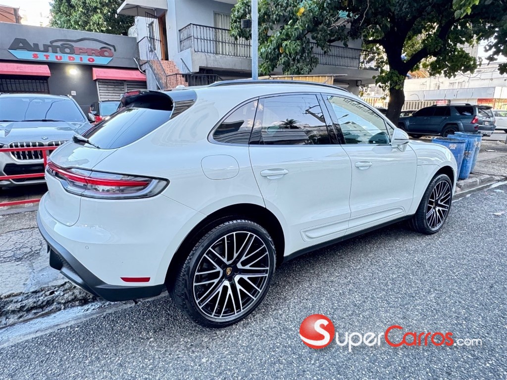 2022 Porsche Macan — foto 4 / 12