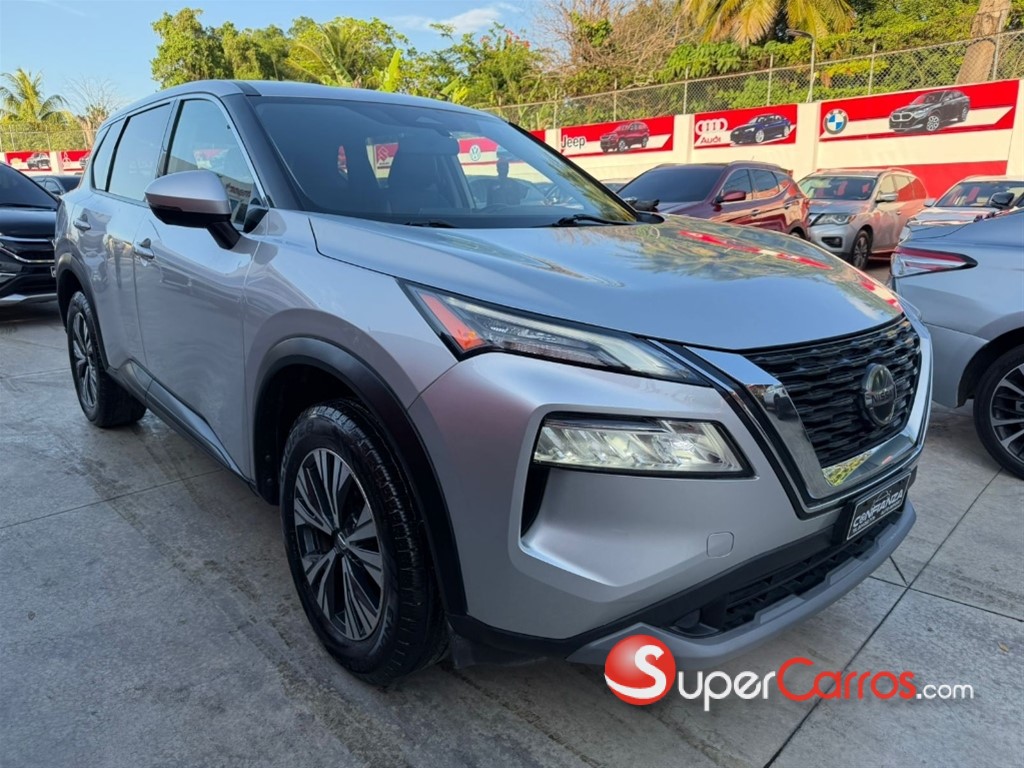 2021 Nissan Rogue SV — foto 3 / 9