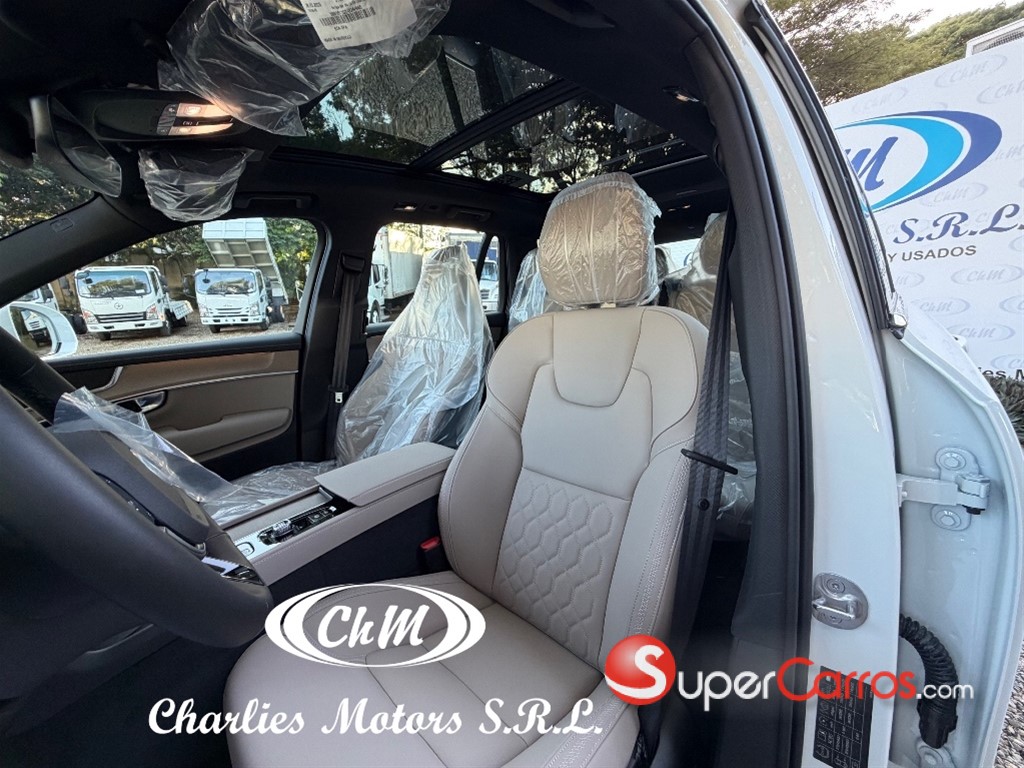 2026 Volvo XC90 RE Core — foto 7 / 11