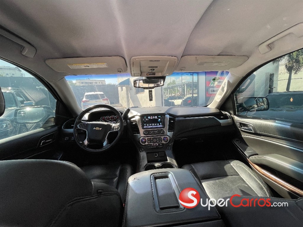 2017 Chevrolet Tahoe LT — foto 9 / 10