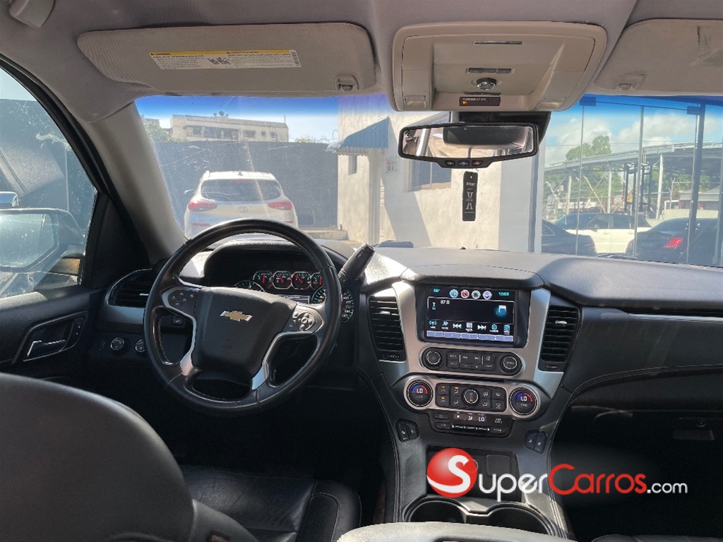 2017 Chevrolet Tahoe LT — foto 10 / 10