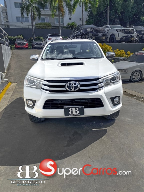 2018 Toyota Hilux — foto 7 / 12