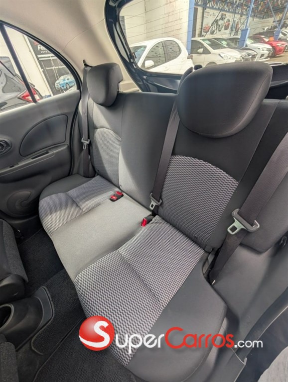 2020 Nissan March — foto 8 / 12