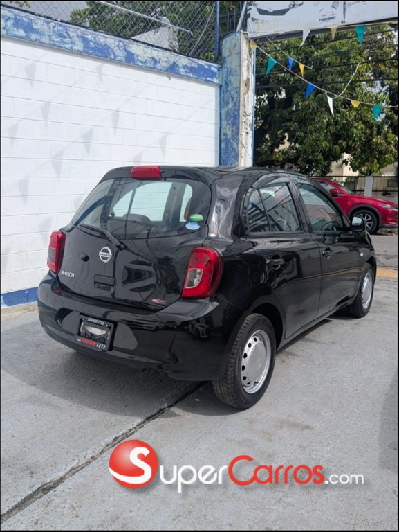 2020 Nissan March — foto 11 / 12