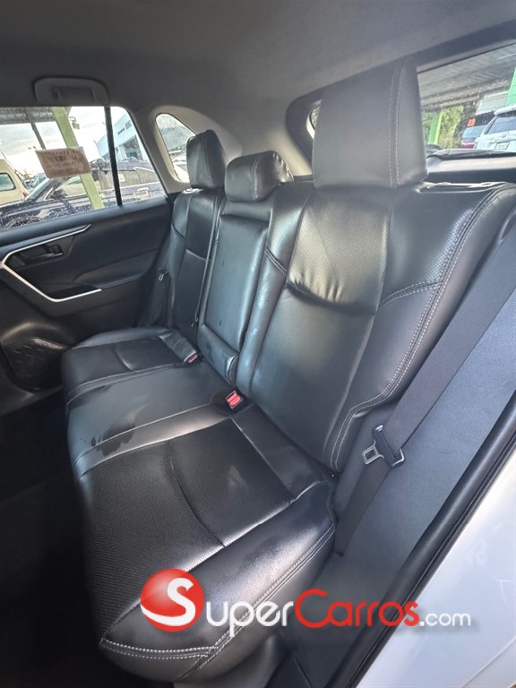 2022 Toyota RAV4 — foto 8 / 9