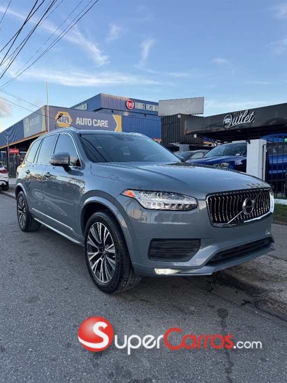 2020 Volvo XC90 Momentum T6