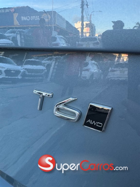 2020 Volvo XC90 Momentum T6 — foto 4 / 12