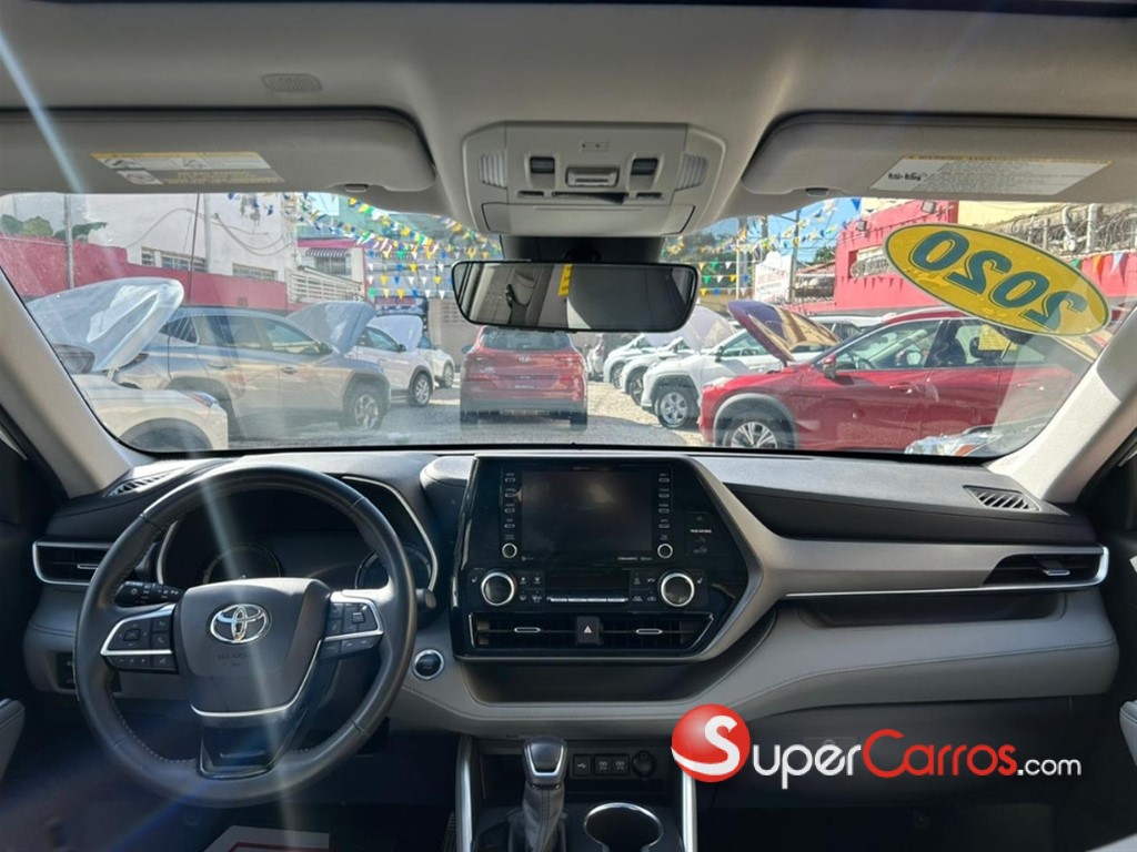 2020 Toyota Highlander XLE — foto 4 / 12