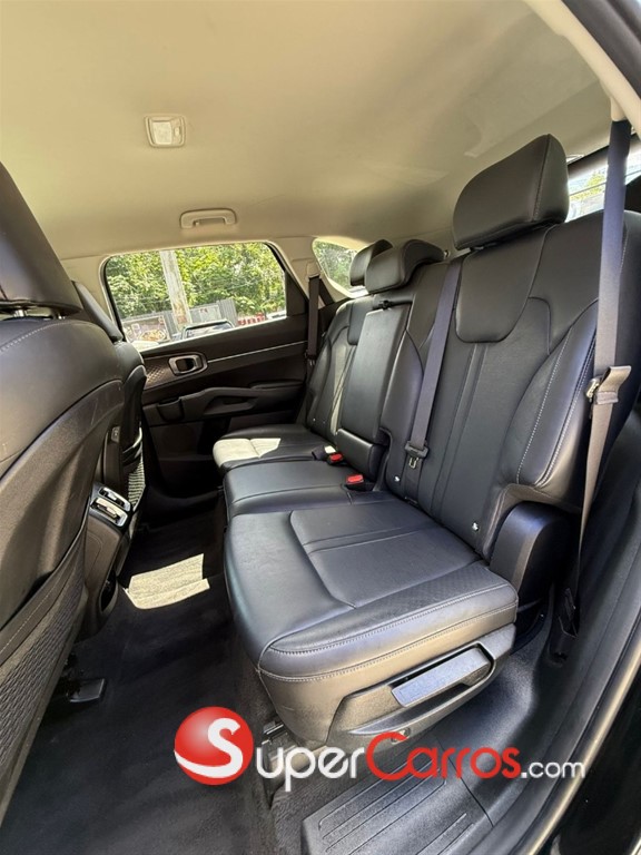2024 Kia Sorento S — foto 10 / 12