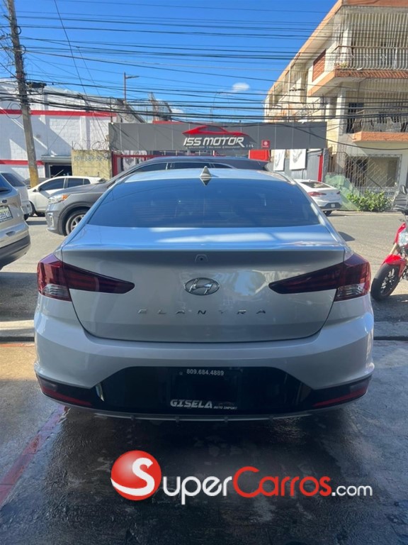 2020 Hyundai Elantra SEL — foto 7 / 9