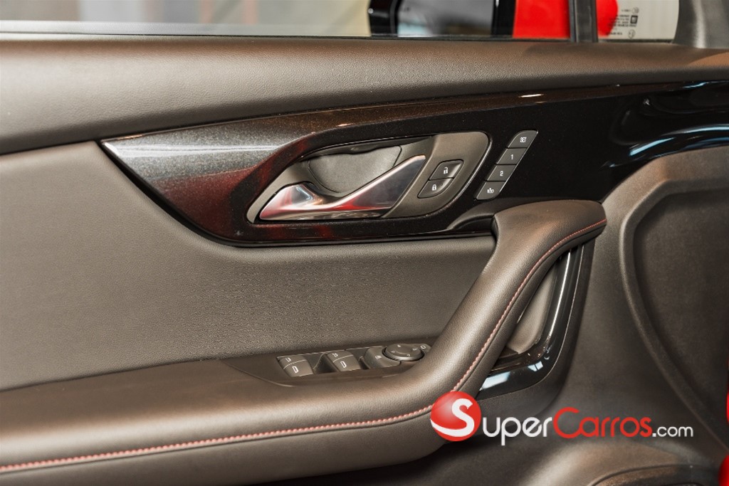2023 Chevrolet Blazer RS — foto 8 / 10