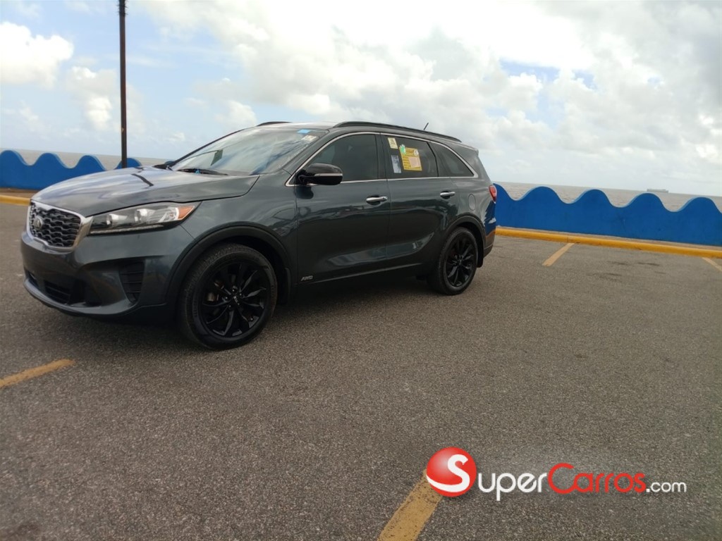 2020 Kia Sorento S — foto 2 / 12