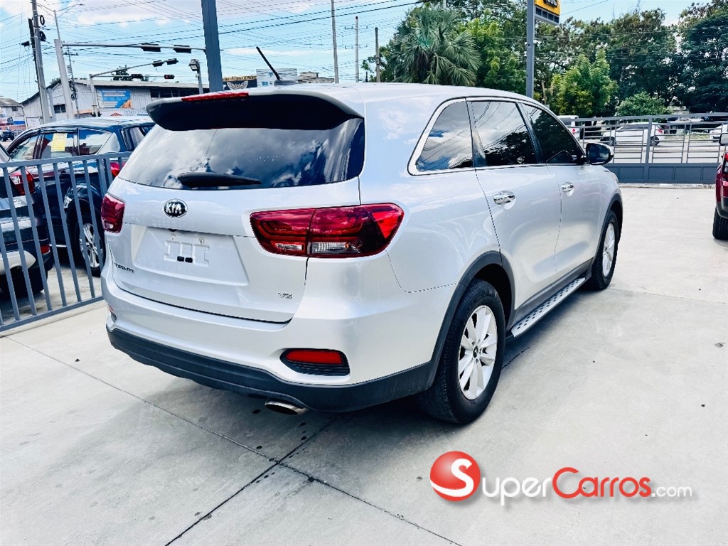 2020 Kia Sorento LX — foto 4 / 12