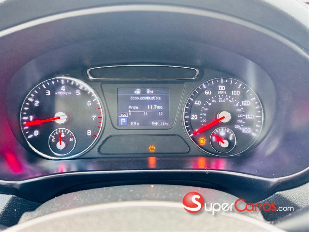 2020 Kia Sorento LX — foto 10 / 12