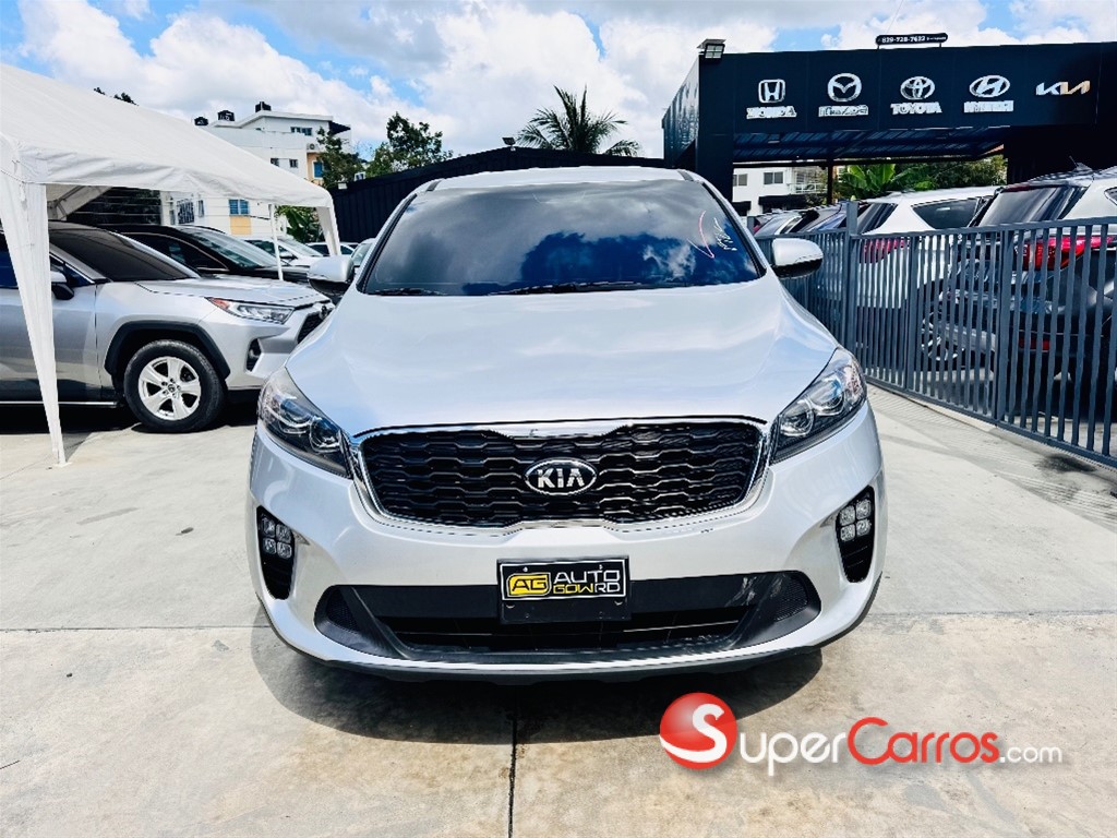 2020 Kia Sorento LX — foto 11 / 12