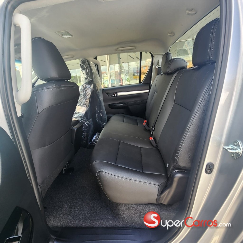 2026 Toyota Hilux — foto 6 / 7