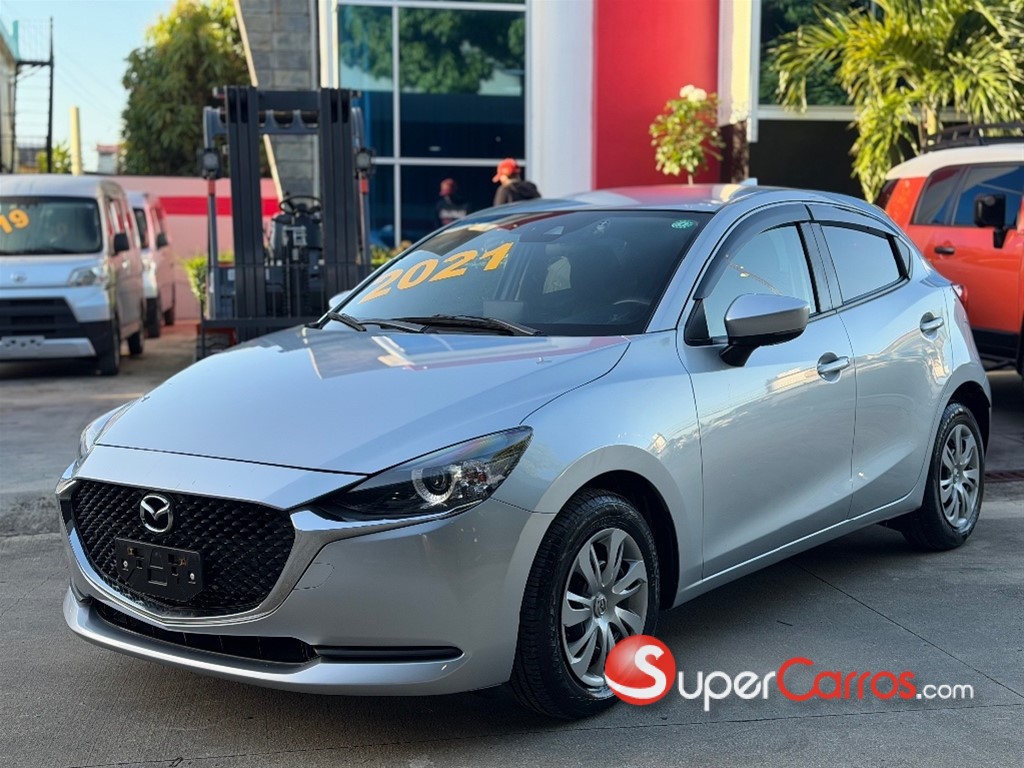 2021 Mazda 2 — foto 2 / 10