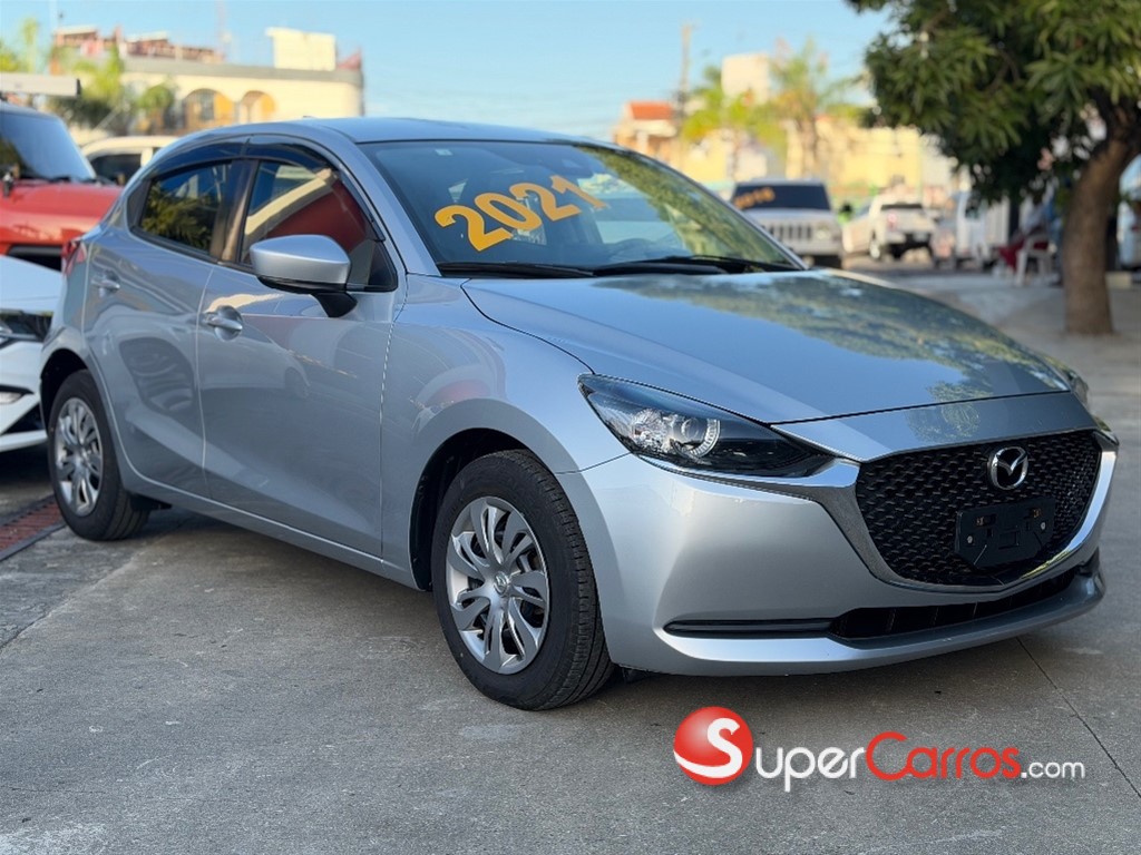 2021 Mazda 2 — foto 4 / 10