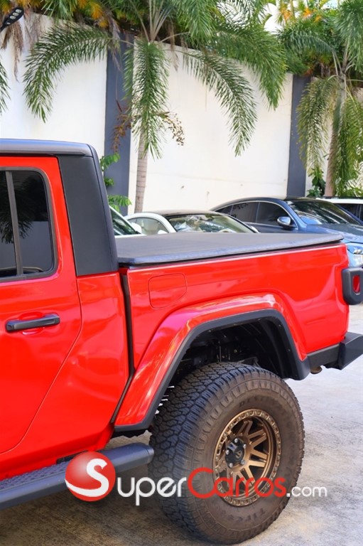 2023 Jeep Gladiator Willys — foto 6 / 7